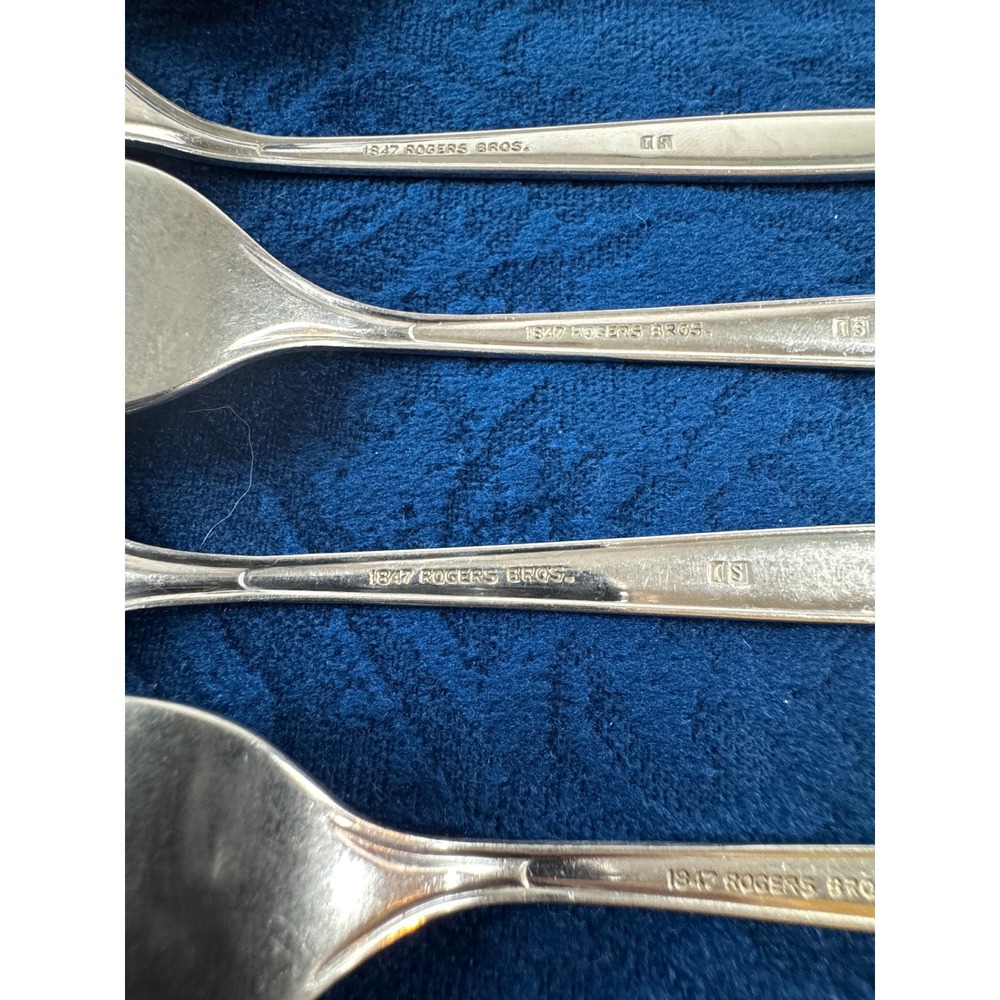 1847 Rogers Bros Carino Silverplate Cocktail Forks Set of 5 Vintage MCM Textured - Picture 9 of 9
